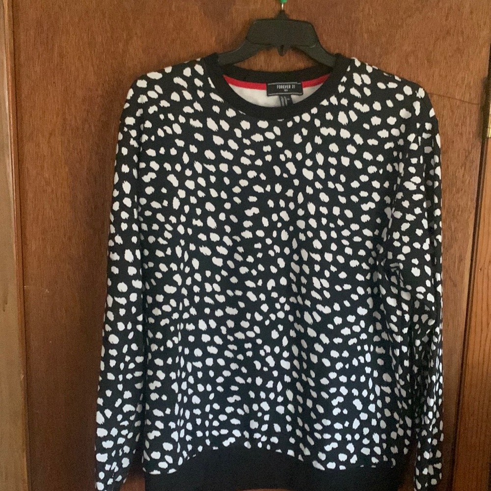 Sweat Shirt